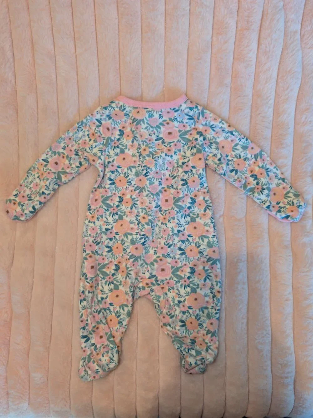 6 Piece Newborn Baby Girl Bodysuit Lot Mixed Brands